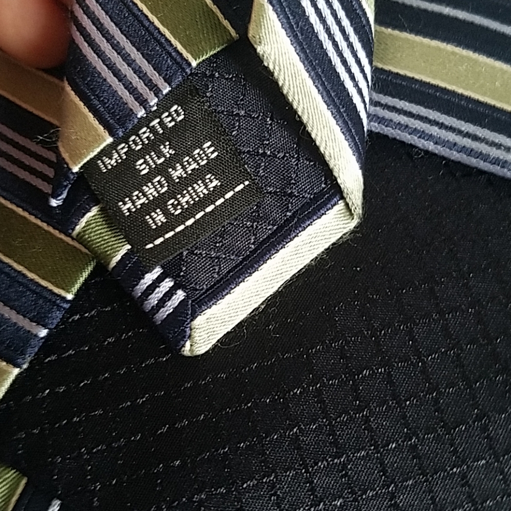 Striped tie - Picture 4 of 4